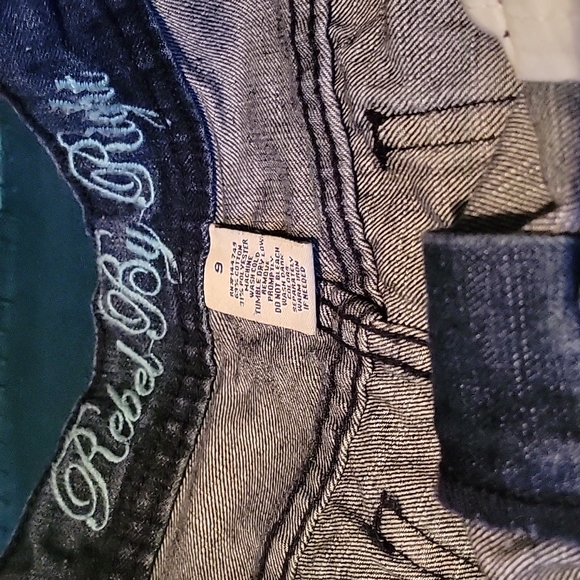 Blue Distressed Jeans - Picture 4 of 7